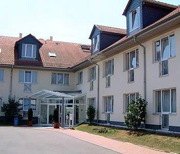 Hotel Ilmtal Mellingen Eksteriør billede